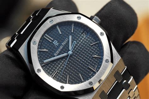 audemars piguet royal oak blue dial or black dial|Audemars Piguet 15500 retail price.